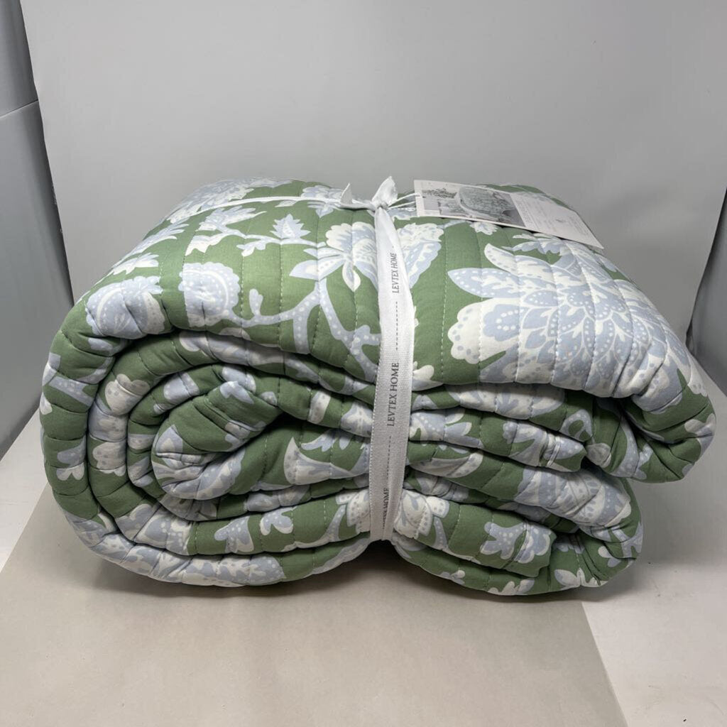 Evelyn Jacobean Floral Rayon Quilt Set -Queen