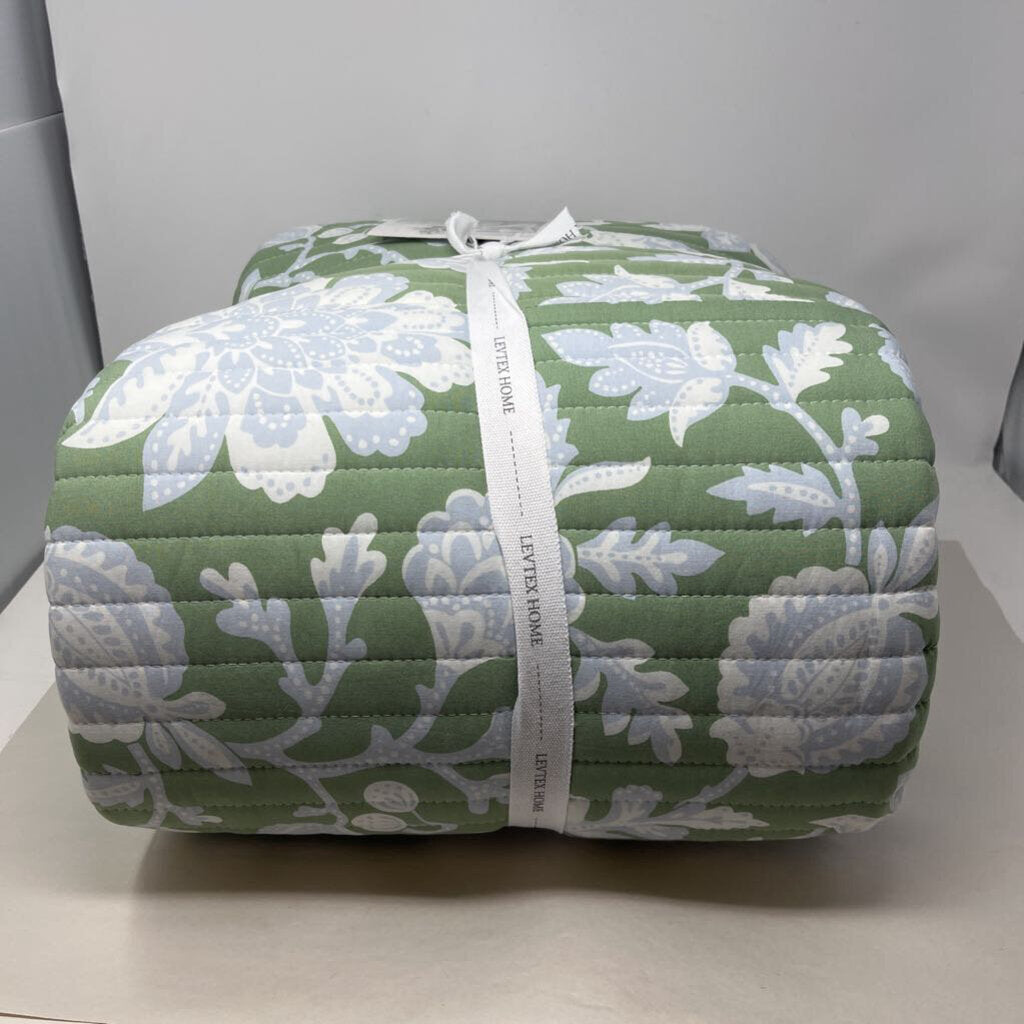 Evelyn Jacobean Floral Rayon Quilt Set -Queen