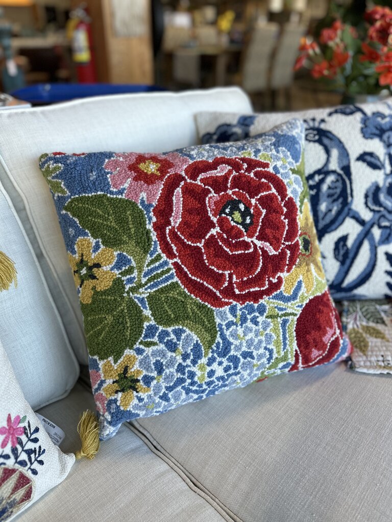 Farmhouse Floral Pillow