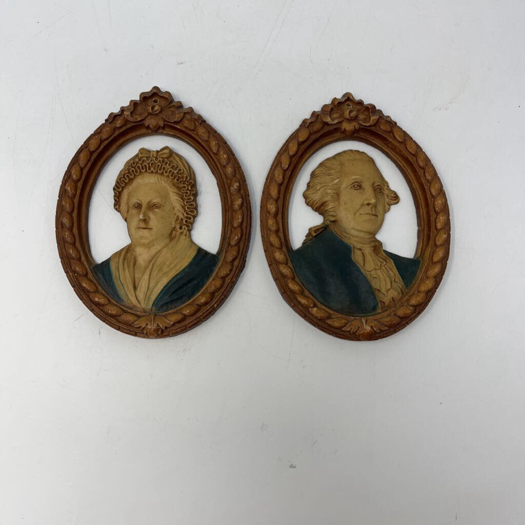 Set of 2 Vintage George & Martha Washington Plaques 6.5"