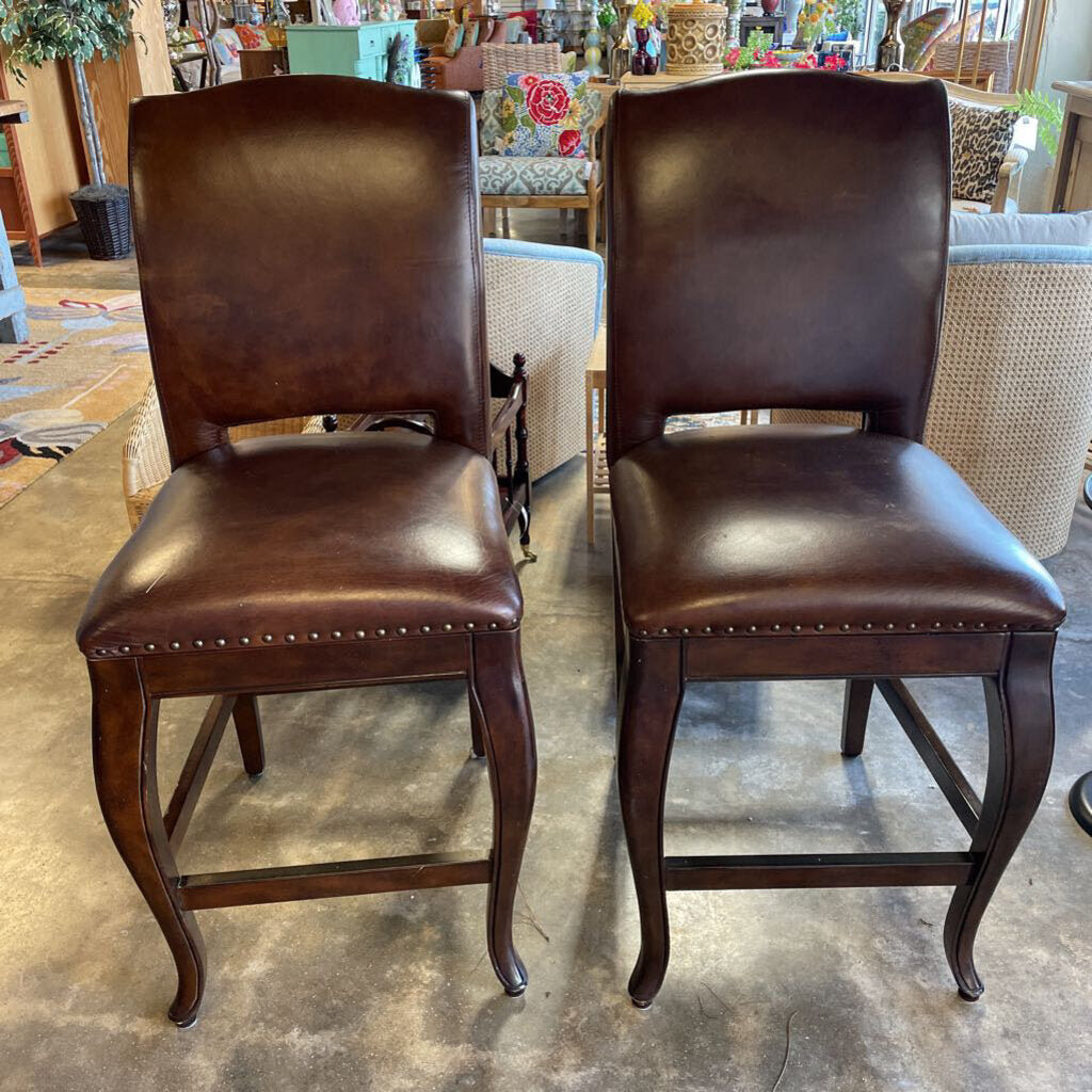 Set of 2 Studded Leather Barstools Counter Height
