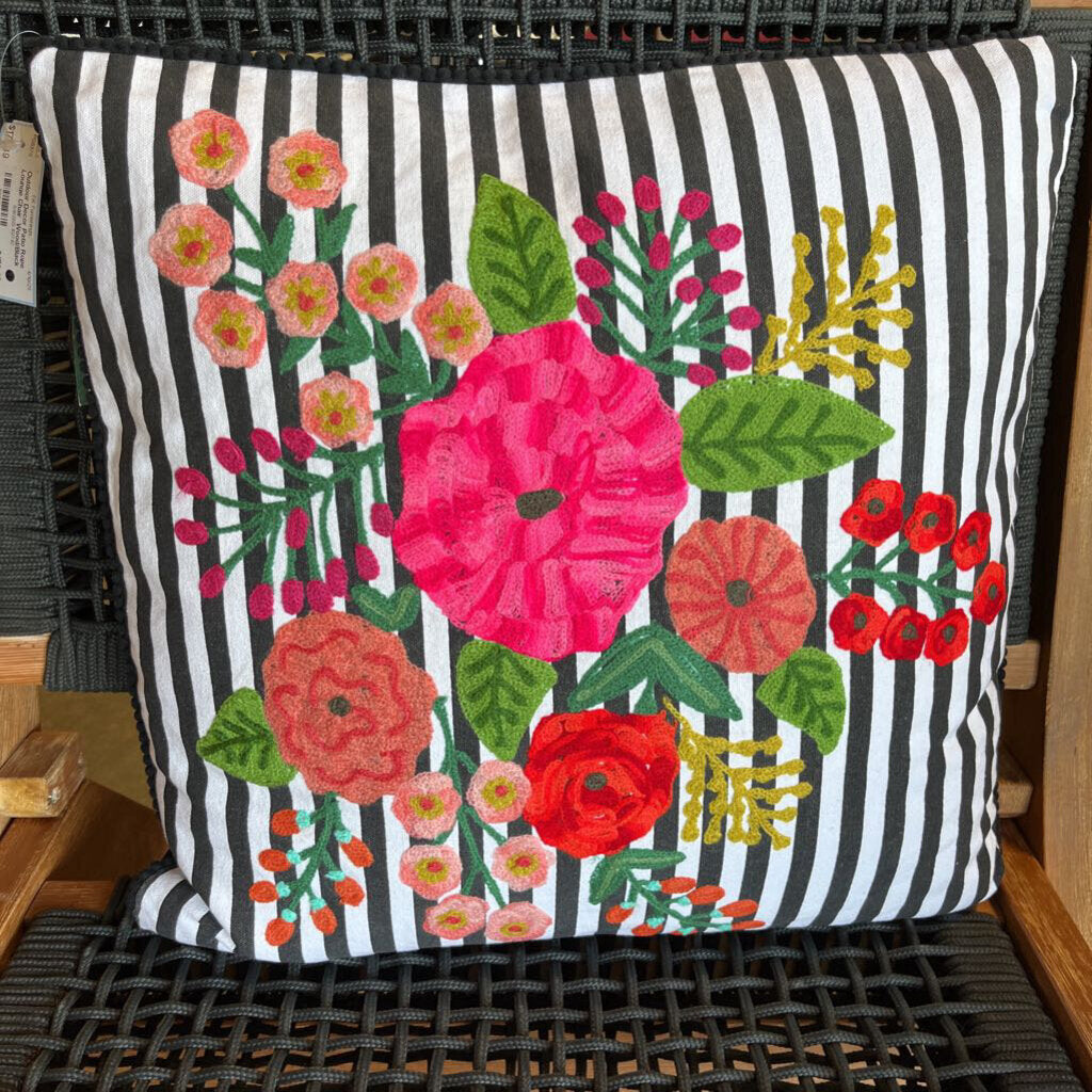 BLACK & WHITE KARMA LIVING