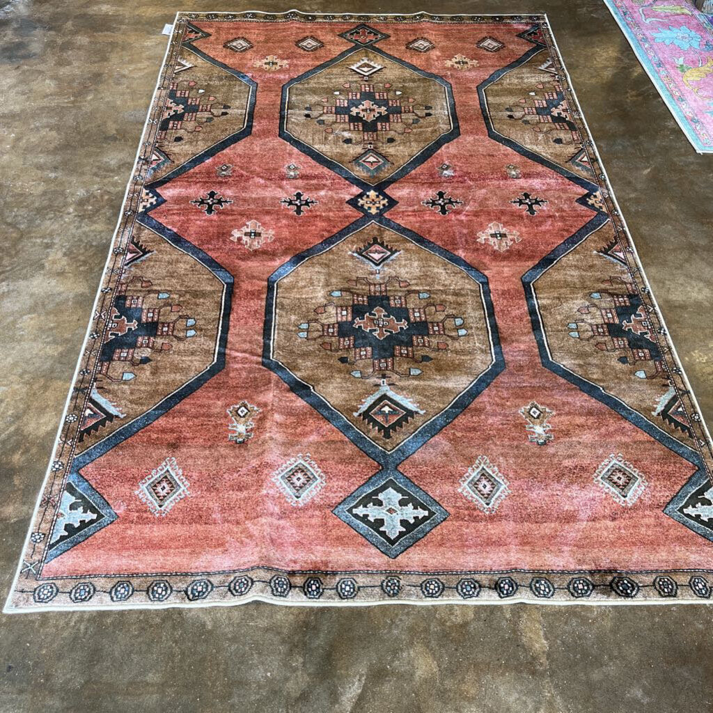 Judy Traditional Persian Washable Rug 5x8