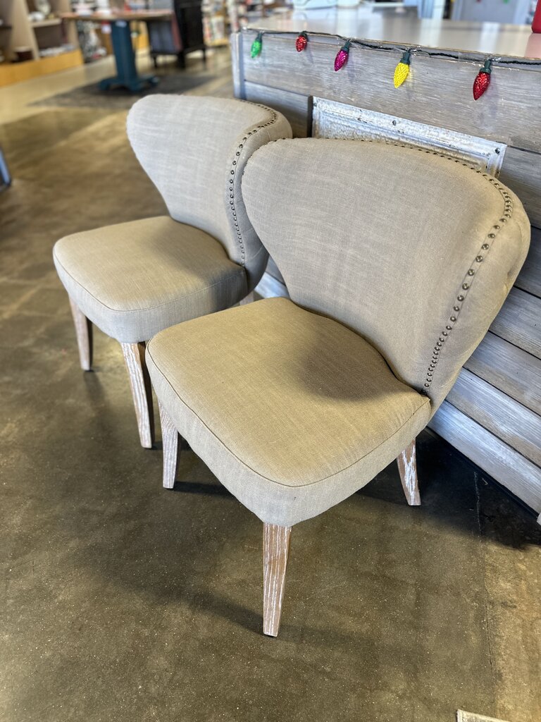 Set 2 Uttermost Isabella Linen Tufted Dining Room Chairs