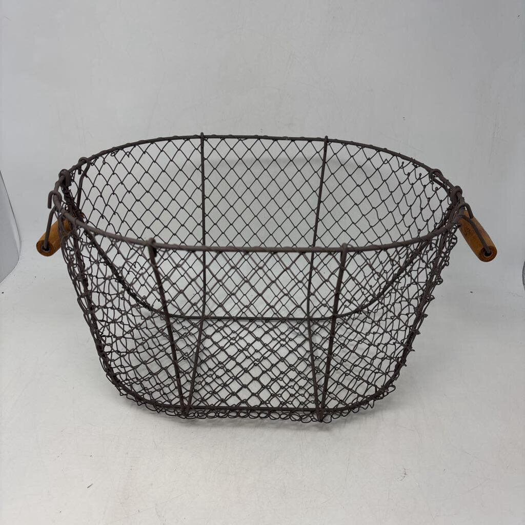 Wire Handle Basket