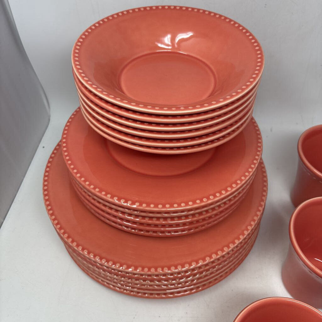 Primagero Dishes Setting for 5 Plus Extra