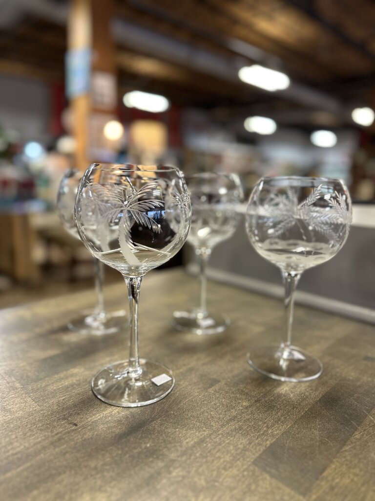 Set 4 Etched Wine Palm Glasses