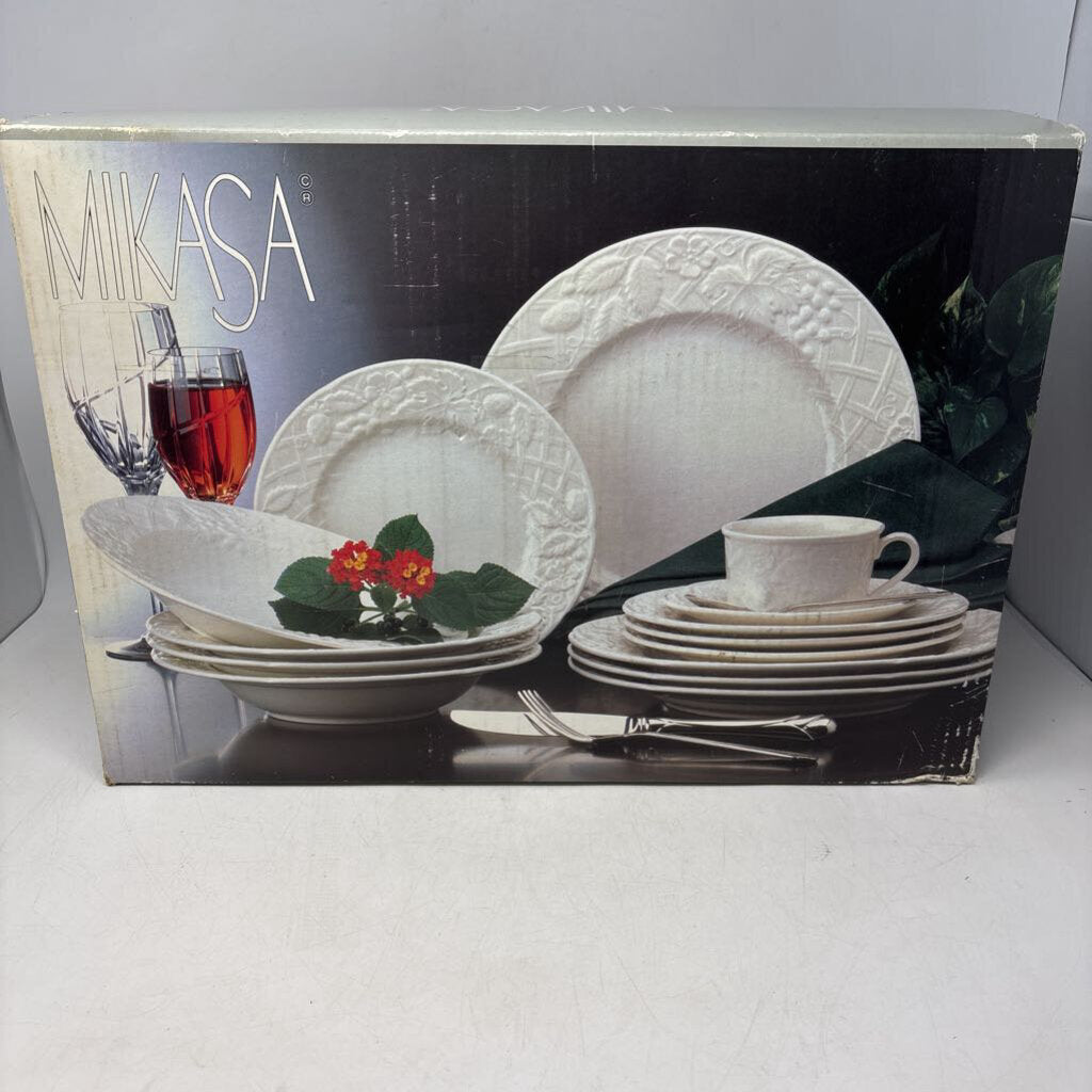 English Countryside 20 Piece Set