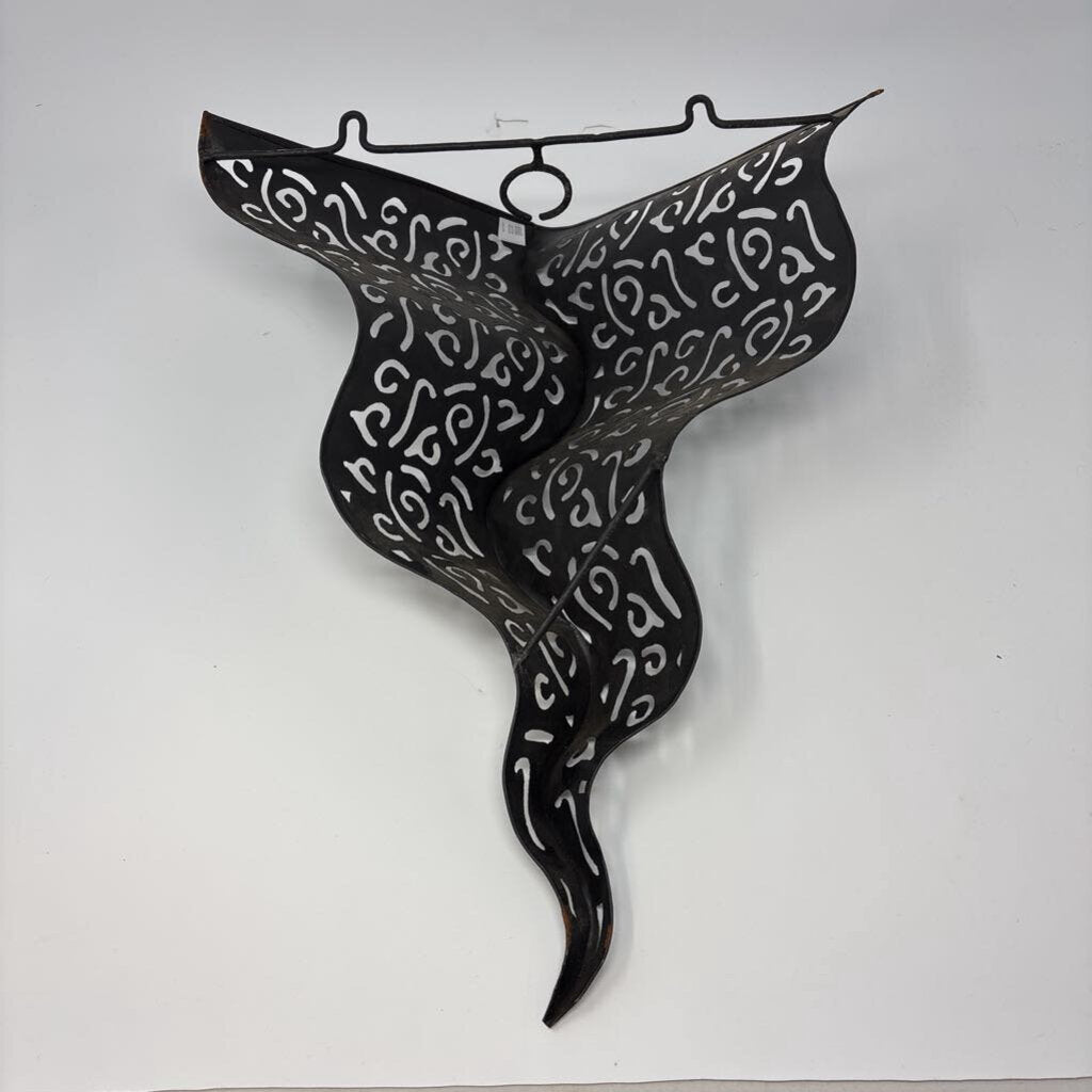 Wavy Metal Wall Scroll Deco 16"H