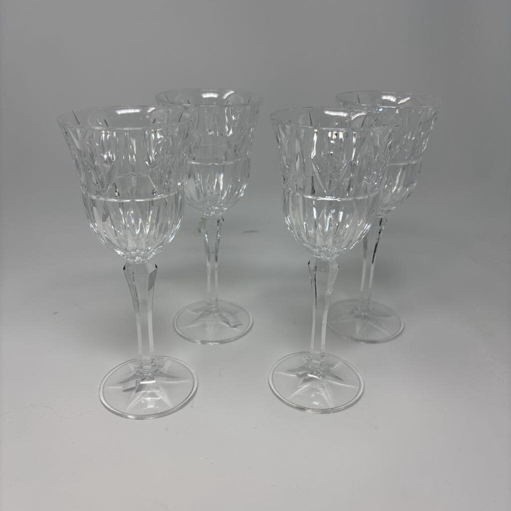 Pressed Glass Wine Glasses 4 PC