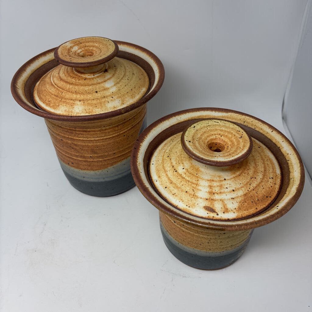 Set 2 Ceramic Lidded Canisters