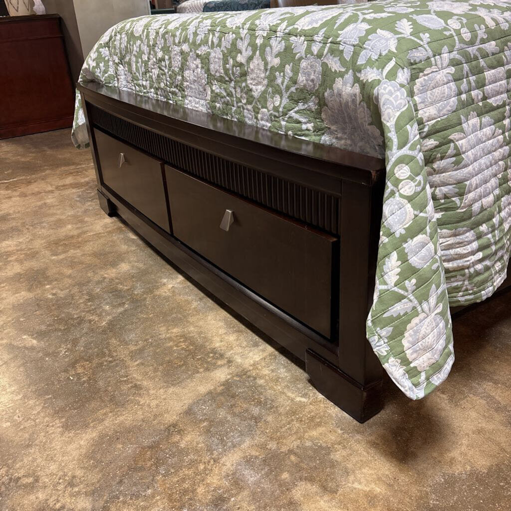 Queen Panel Storage Bed