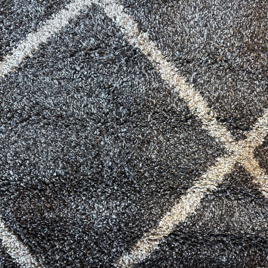Brisbane Shag 8.2 X 10 Diamond Design Rug