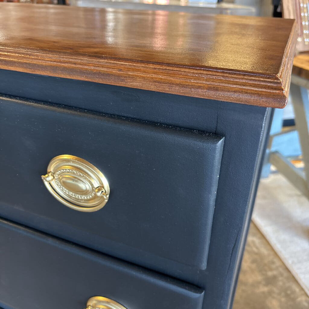 Painted 4 Drawer Chest 31.75 X 16.5 x 42.5