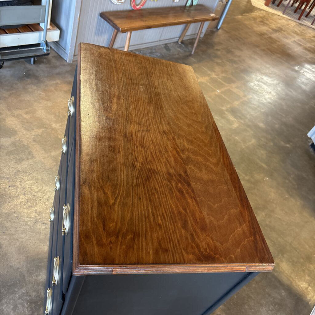 Painted 4 Drawer Chest 31.75 X 16.5 x 42.5