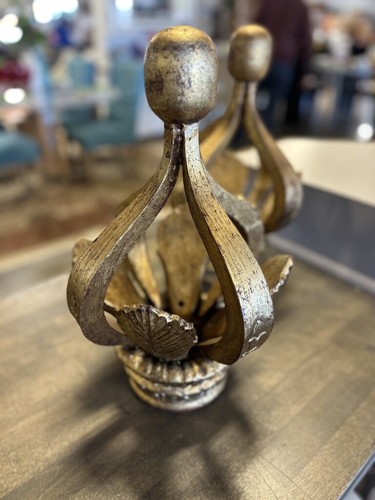 Abstract Gold Crown Decor