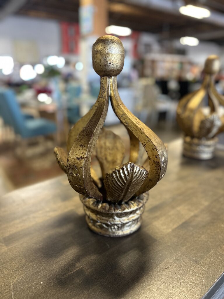 Abstract Gold Crown Decor