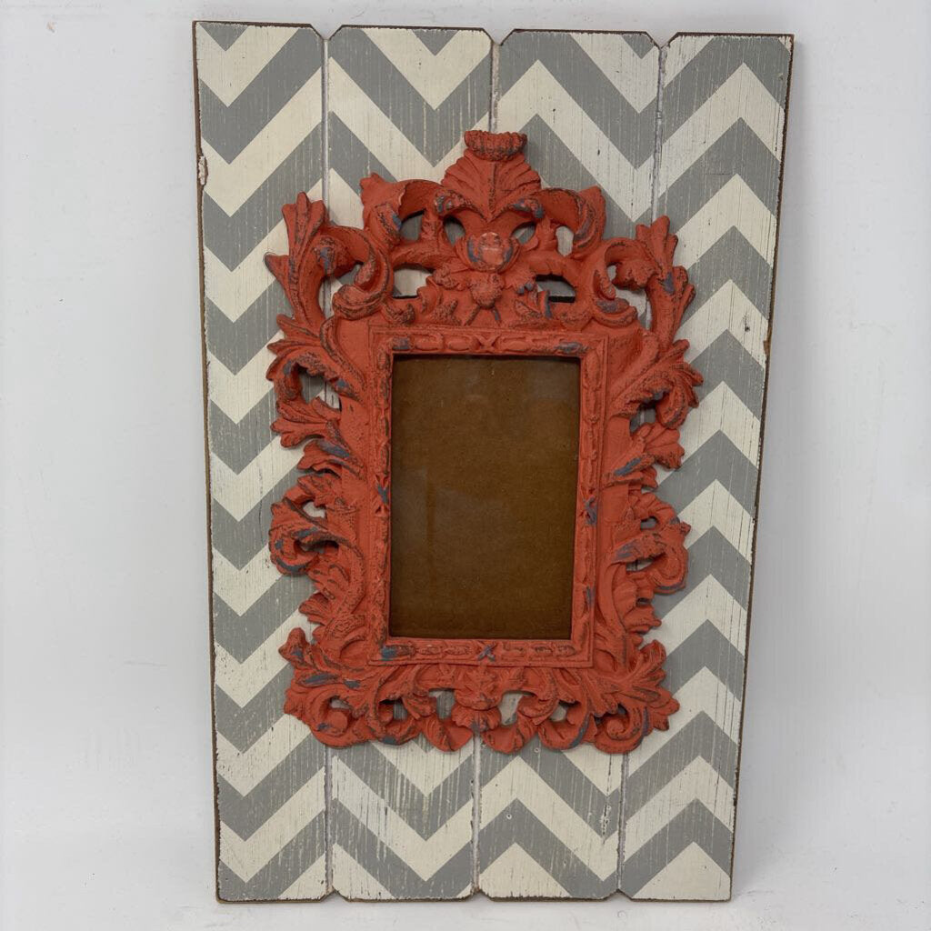 Baroque Style Frame On Slat Wood 10 X 16
