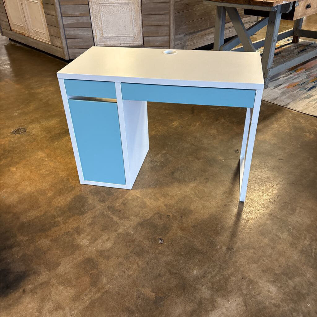 White Desk with Storage Shelves