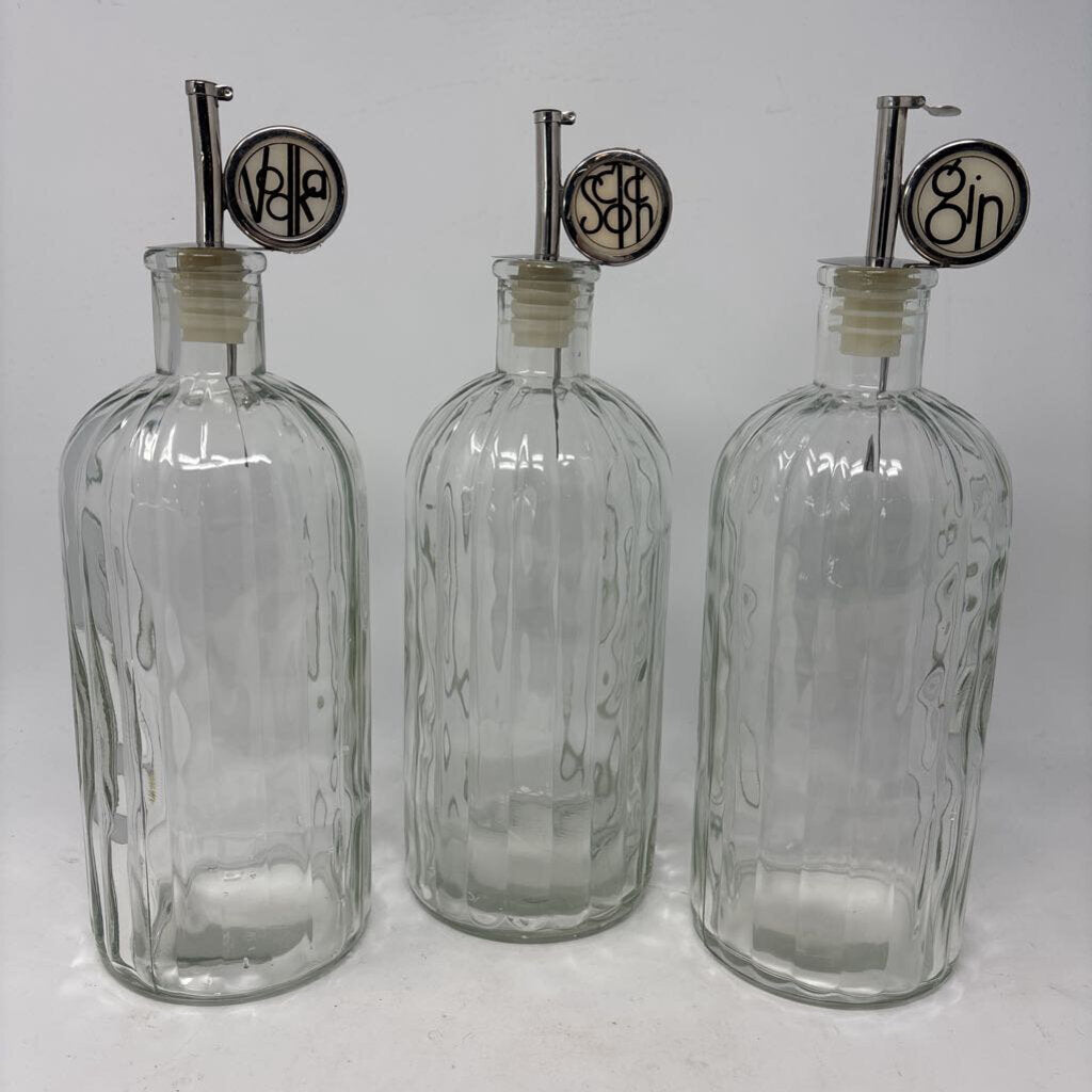 Gin + Scotch & Vodka Bottles with Pourers