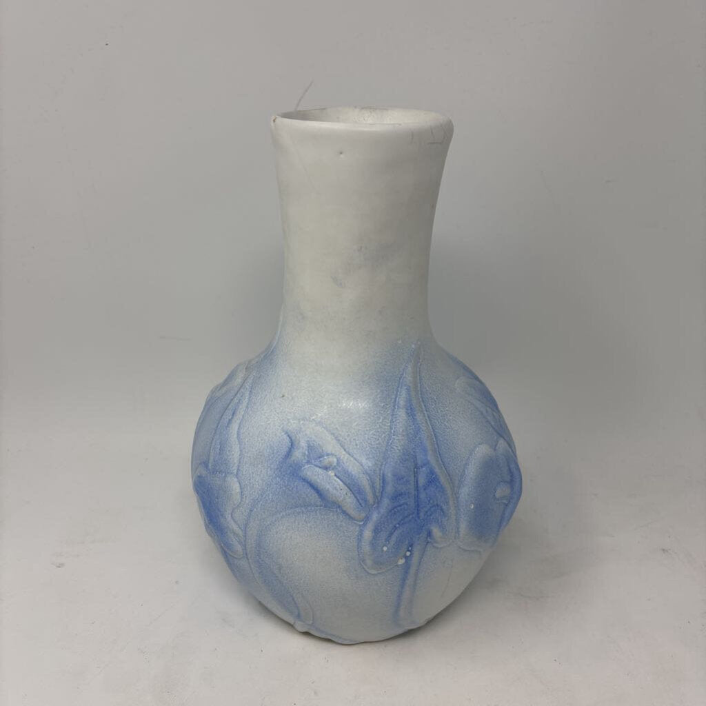 Van Briggle Calli Lily Art Pottery Vase Signed