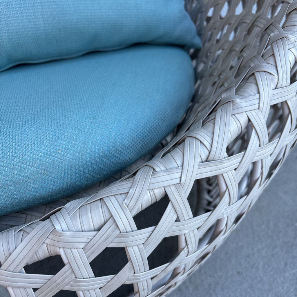 Mason Loveseat & 4 Pillows
