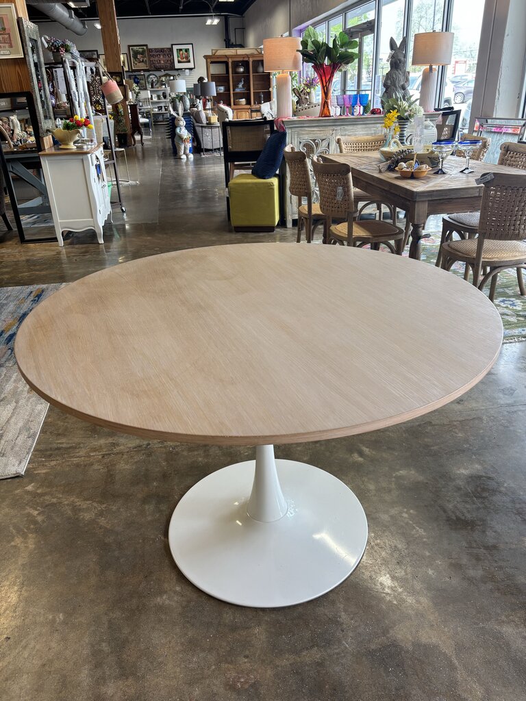 Round Wood Top/Metal Base Table 46"R
