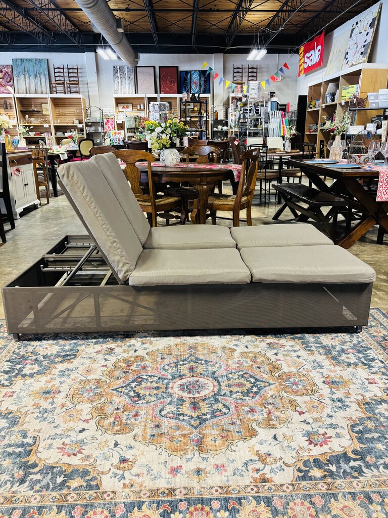 Crate & Barrel Double Outdoor Chaise Sofa Lounge