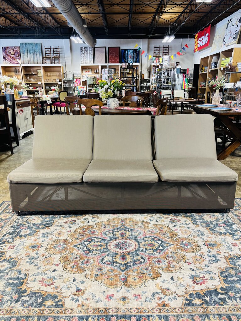 Crate & Barrel Double Outdoor Chaise Sofa Lounge