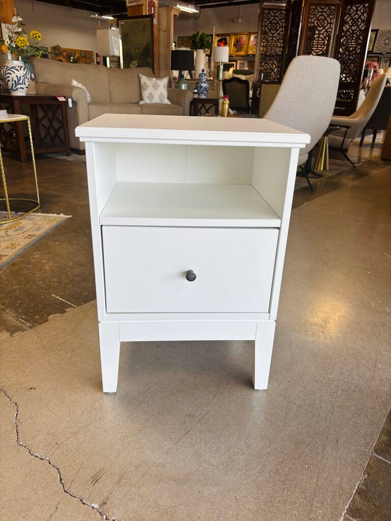 Idanas Nightstand 18.75 X 16 X 26.5