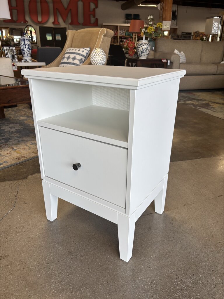 Idanas Nightstand 18.75 X 16 X 26.5