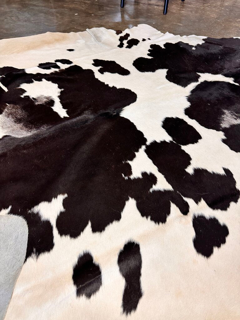 Brazillian Hair on Hide 5 x 8 Rug