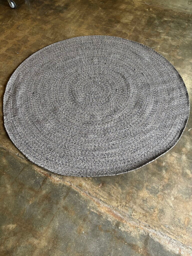 Round 7 X 7 Braided Rug