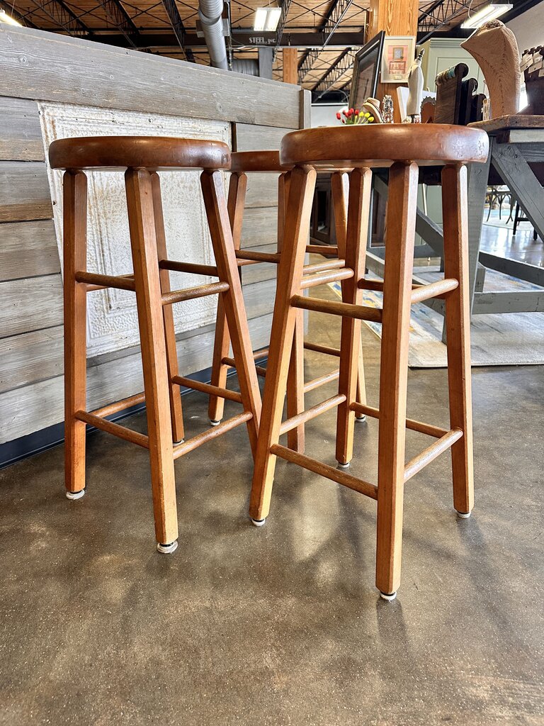 Set 3 Solid Oak Bar Stools 29T