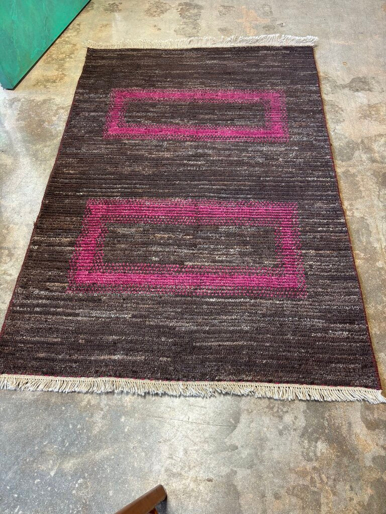 Fringed Hand Knotted Wool/Cotton Rug 47L x 70W