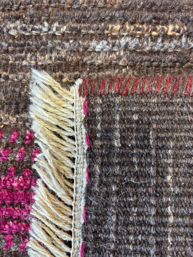 Fringed Hand Knotted Wool/Cotton Rug 47L x 70W