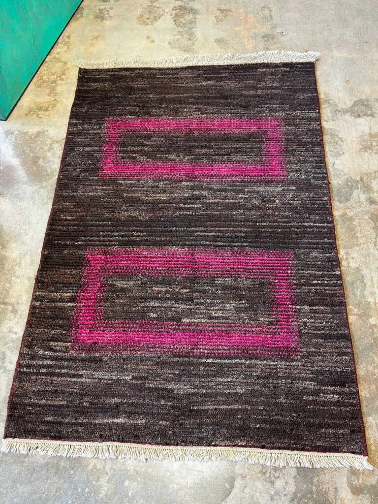 Fringed Hand Knotted Wool/Cotton Rug 47L x 70W