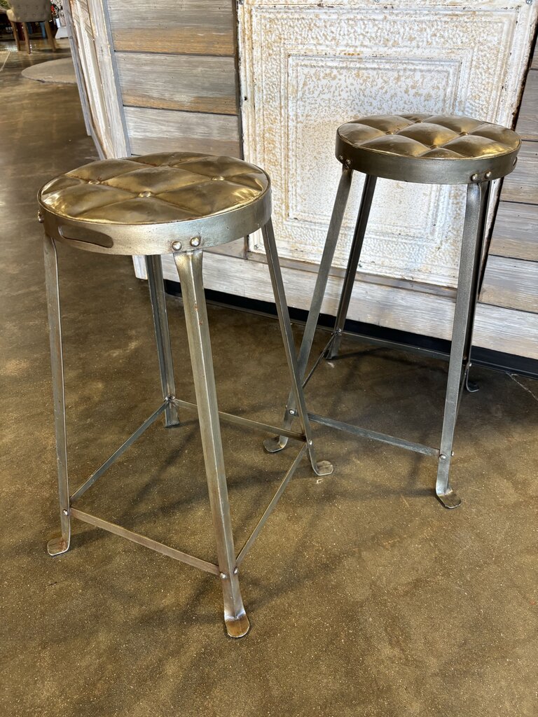 Set 2 Metal Pressed Tufted Barstools