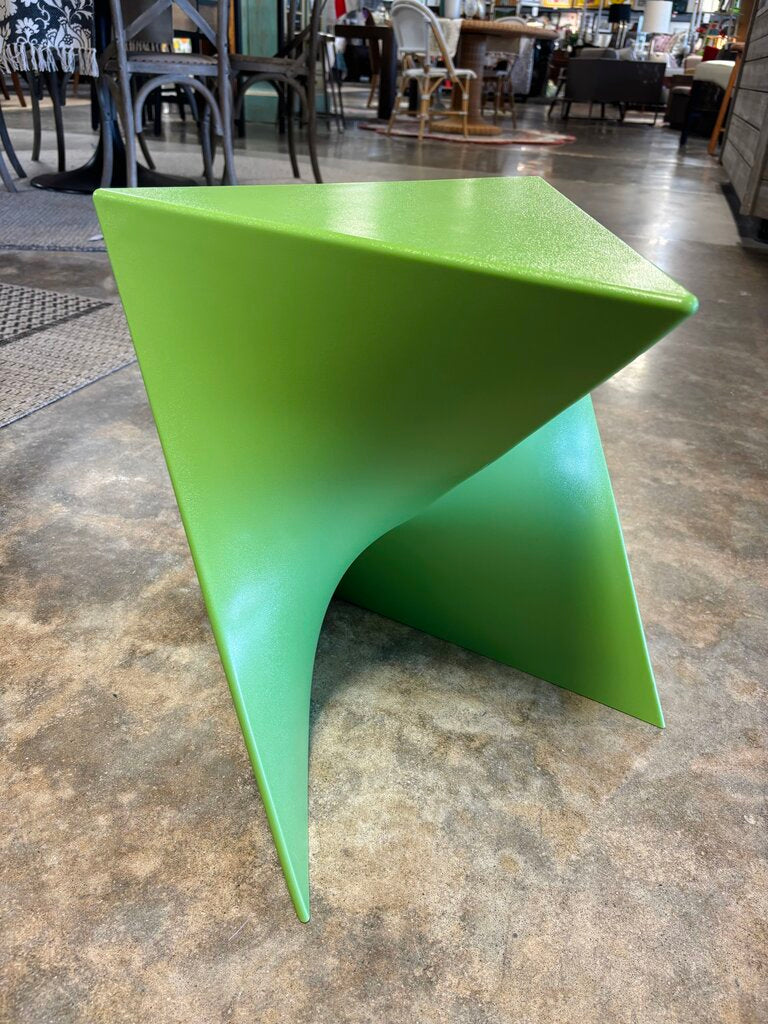 Geometric Molded End Table 16 X 16 X 17