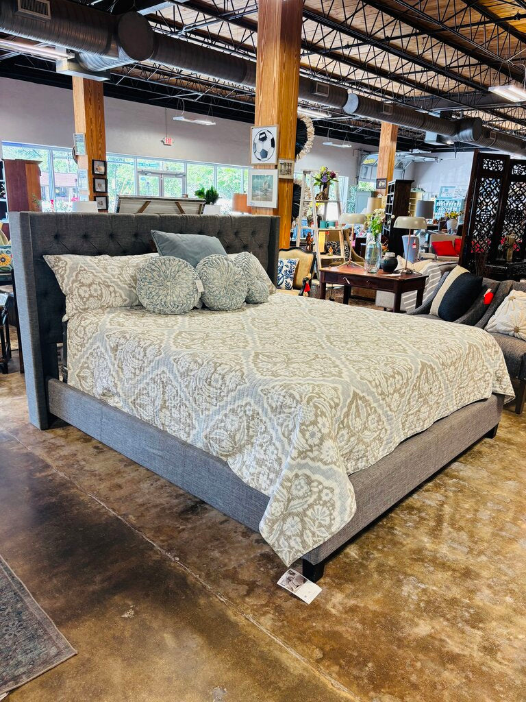 King Upholstered Tufted Bed