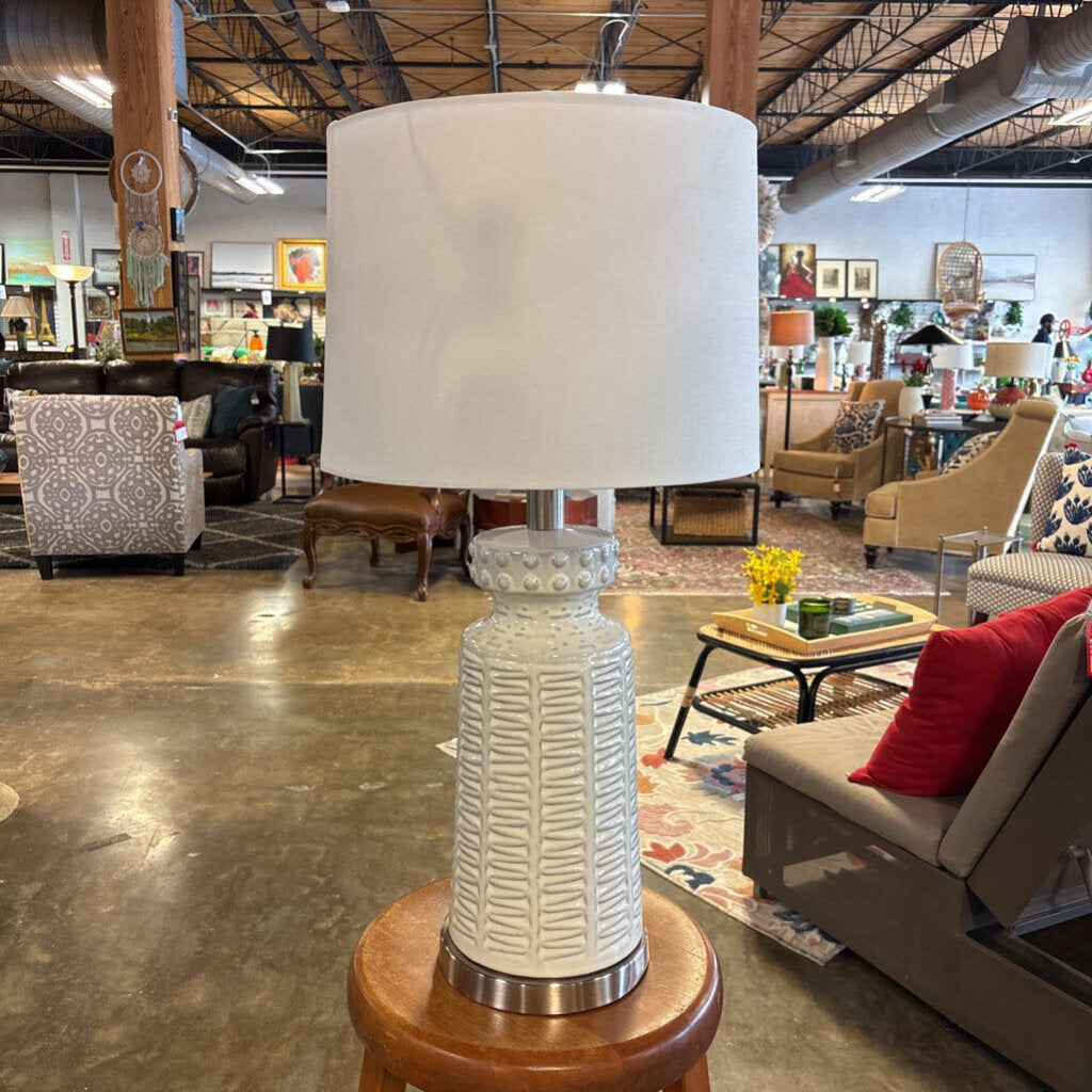 Distressed White Knob Table Lamp