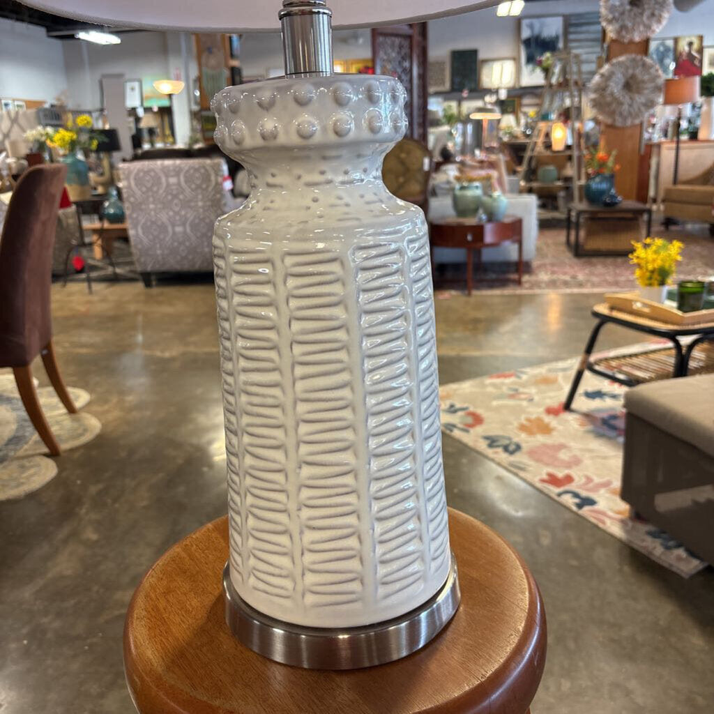 Distressed White Knob Table Lamp