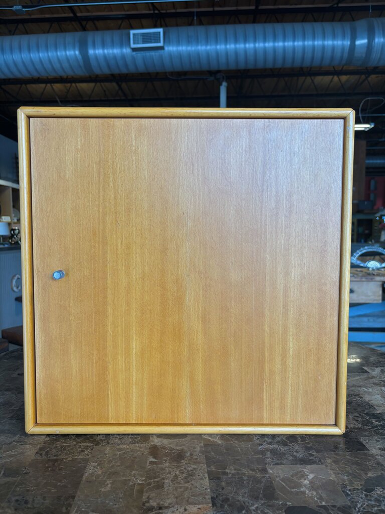 Storage Cube Montana by Peter Lassen 18.5 X 15 X 18.5