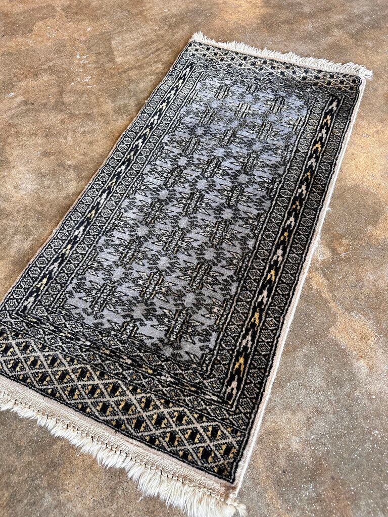 Handmade Runner 40L x 18W