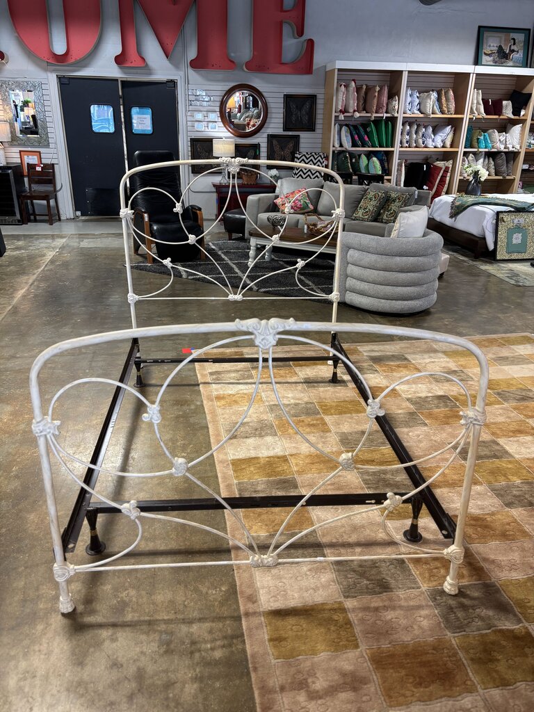 Full Metal Scroll Bed Frame