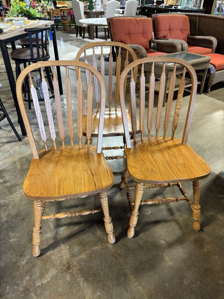 Pedestal Dining Table, 4 Leaves, 6 Chairs
