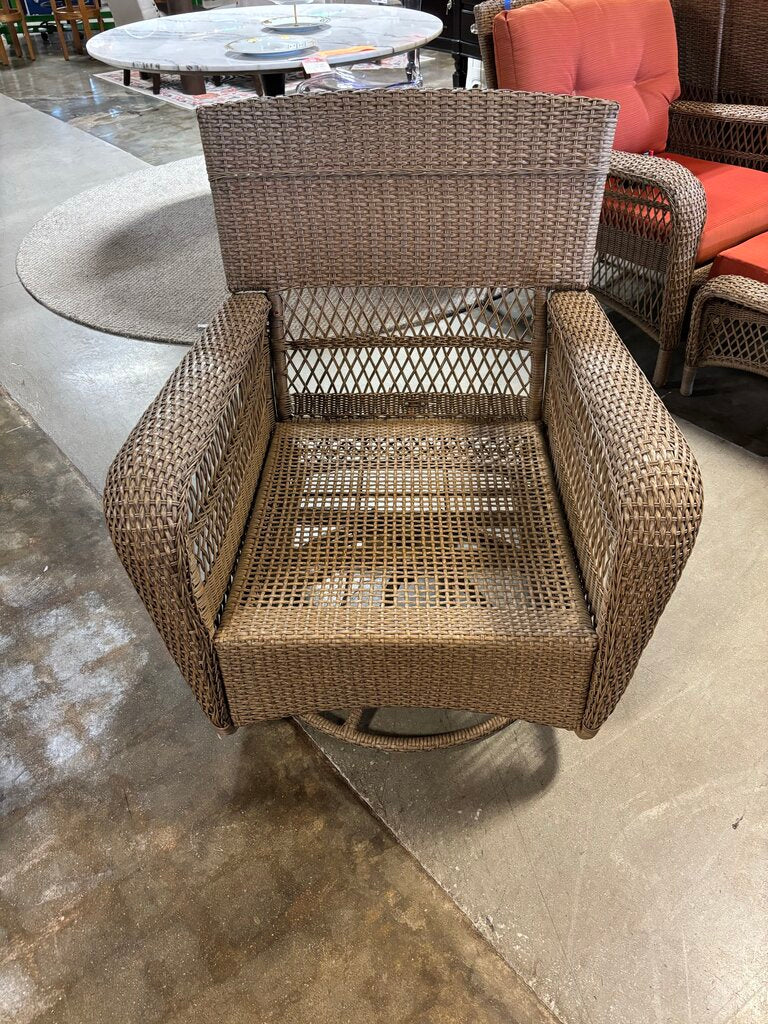 All Weather Wicker Swivel Rocker w/Cushions