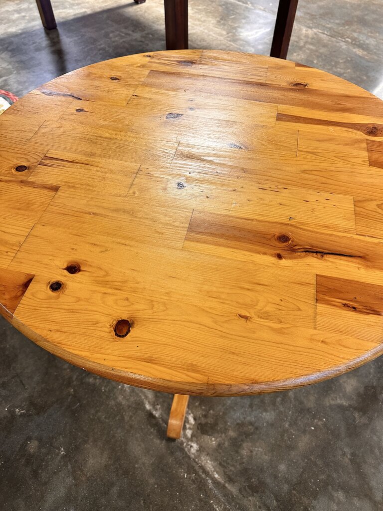 Round Pine Table 35.5"R