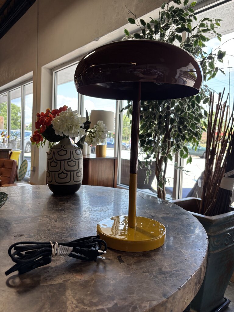 Metal Retro Mushroom Design Lamp