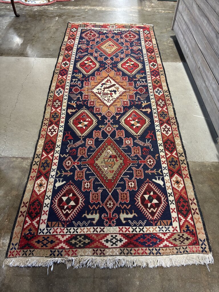 Fringe Diamond/Animal Runner 121.5 X 46